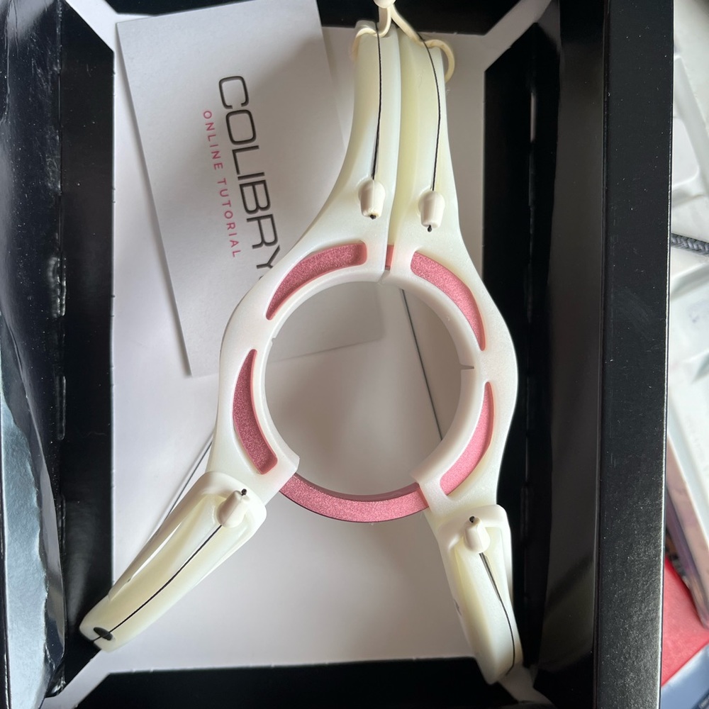 Colibry threading hair removal device